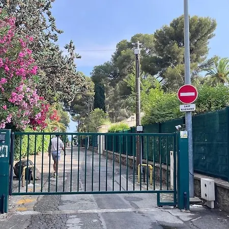 Un Coin De Paradis Au Pied De La Grande Bleue * Saint-Raphaël